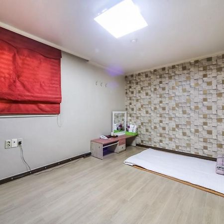 J Motel Gwangalli Busan Exterior foto